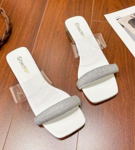 New Korean style womens sandals fashionable and elegant womens shoes walking shoes