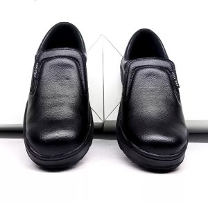 oxlay sepatu safety slipon