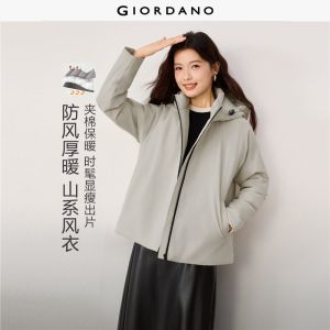 GIORDANO Women Jackets Windproof Hooded Padded Jackets Raglan Sleeve Fashionable Casual Relaxed Jackets 13376700