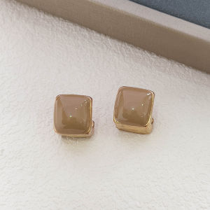 Fashionable Ring Gift 几何方形耳钉女夏季气质耳环小众简约百搭耳饰N0875