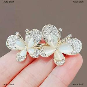 [COD] Auto Stuff เข็มกลัดพลอยเทียมสำหรับผู้หญิงเข็มกลัดผีเสื้อสุดหรูหราทันสมัยสำหรับโอปอลเครื่องประดับงานเลี้ยงงานแต่งงานของขวัญ