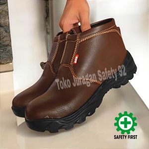 Sepatu Safety Mirip Kulit Sapi ujung Besi Peloindung Kaki Pertamina Proyek Pabrik Kitchen Dapur Pertamina Aspal Laapanagan Kontruksi Water Tank Pria Wanita Murah Berkualitas