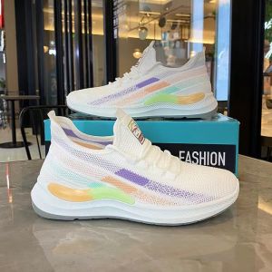 รองเท้าลำลองสำหรับผู้หญิงรองเท้าวิ่งที่มีน้ำหนักเบาใหม่ระบายอากาศ แต่เพียงผู้เดียวสุภาพสตรีรองเท้าสีขาวขนาดเล็ก