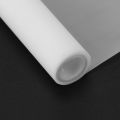 แผ่นฟิล์ม PTFE แผ่นฟิล์ม PTFE PTFE สีขาวขนาด300มม. X 1000มม. หนา0.1มม. มีการหล่อลื่นสูงต้านทานการกัดกร่อนเพื่อให้ง่ายต่อการทำความสะอาดท่อน้ำ. 