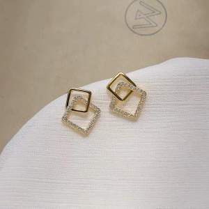 Korean Style Earrings【Gold Geometric Square】 Elegant Gorgeous Fashion Earrings Women Jewelry