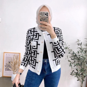 Cardigan Rajut Motif Geometris Elegan - Sweater Wanita Plus Size