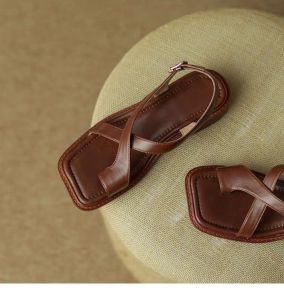 Free Shipping Retro Brown Slip-On Sandals For Women Flat Roman Style With A Single Strap Beach Sandals With Thin Straps Low Heel Black Square Toe
