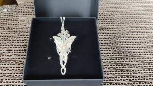 Movie Arwen Evenstar Necklace Elf Princess Arwen Twilight Star Crystal Pendant Necklaces for Women Choker Jewelry Gift