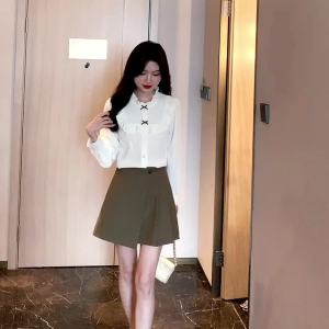 เสื้อแขนยาวมีระบายเข้ารูปคอตู่สุด! เสื้อชีฟองเกาหลีมีระบายเข้ารูปแฟชั่นสไตล์ เป็นเสื้อของคนที่มีความงามและความงามในการเปลี่ยนแปลง