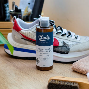 Bundle C (Clyde Shoe Cleaner Refill+Clyde Suede and Nubuck Care Kit)