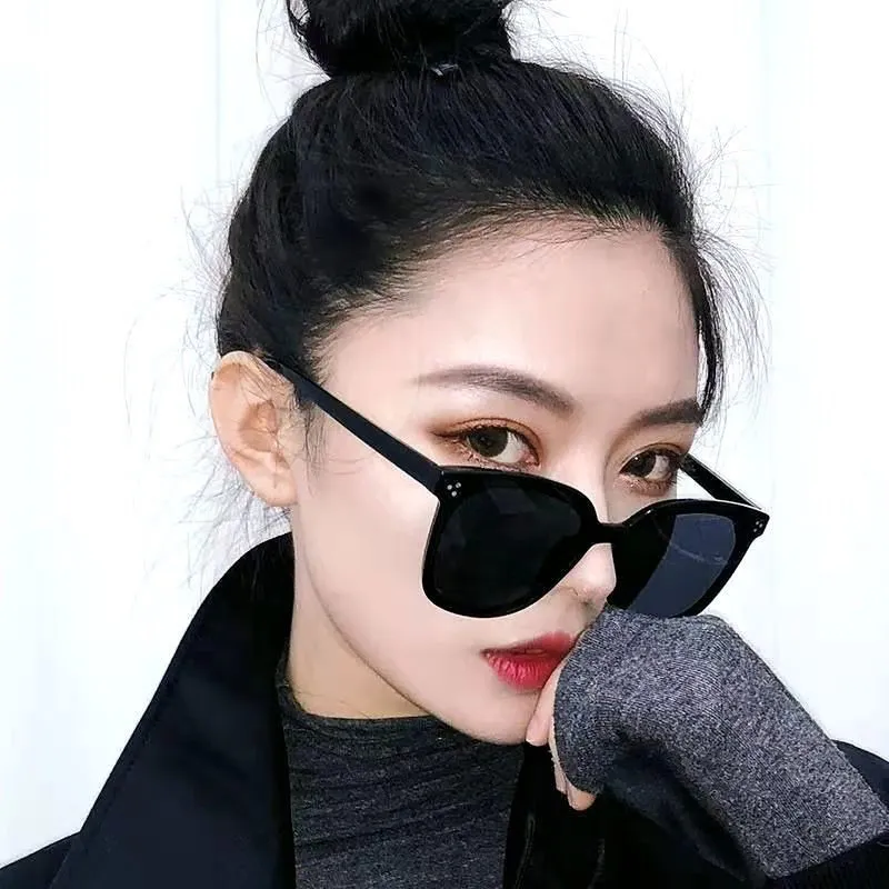 🔥🔥Roman Holiday Hot Korean Gentle Monster Sunglasses Fashion