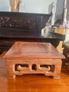 KỶ VUÔNG - ĐỂ BÁT NHANG - ĐÔN GỖ HƯƠNG VUÔNG