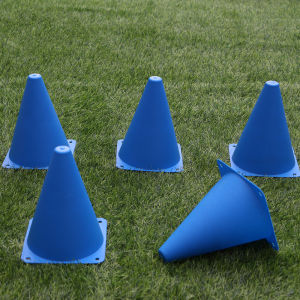 6pcs/1set  Plastic Agility Cones 18cm Soccer Cones Traffic Cone Sport Training Agility Marker Cone 18CM