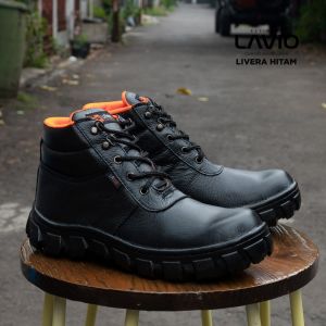 Sepatu Safety Boots Pria Tinggi Kulit Sapi Septi Kerja Proyek Lapangan Outdoor Lavio Livera Ujung Besi Sole Karet Anti Licin Terbaru Best Quality