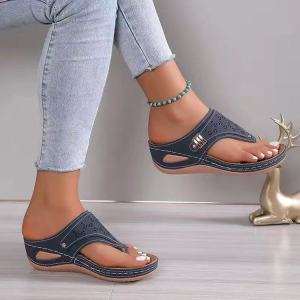 [Free Shipping] WomenS Slip-On Sandals Non-Slip For Outdoor Wear New Summer Fashion Casual With A Wedge Heel Thick-Soled Beach Sandals