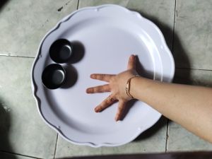 Dĩa tròn cực to trưng bày thức ăn có viền hoa trắng bóng đựng thức ăn BM11 -  ĐƯỜNG KÍNH 40 CM