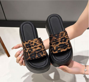 [Free Shipping] Thick-Soled Wedge Sandals For Women Summer Outdoor Wear 2026 New Style Comfortable And Non-Tiring Open-Toe Beach Sandals For Vacation
