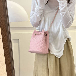 Psion คอลเลคชั่นใหม่ กระเป่าเเฟชั่น สีสันเรียบง่ายเเมทช์ได้หลายลุค ราคาถูก ดูดีเป๊ะเวอร์ ใส่ไปเที่ยวก็ได้ ใส่ทํางานก็ดี เเมทช์ง่ายไม่มีเอาท์ กระเป๋าไปซื้อเลย