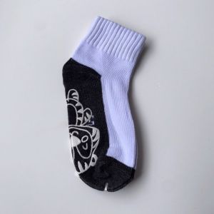 ถุงเท้านักเรียนกันลื่น ใส่สบาย (แพ็ค 12คู่) เสื้อผ้าและรองเท้าเด็ก เสื้อผ้าเด็กผู้ชาย ถุงเท้า