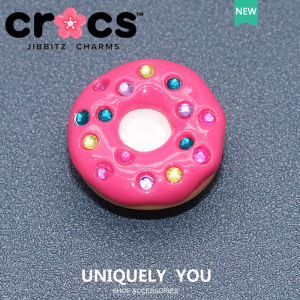 Jibbitz cross charm รองเท้าหัวเข็มขัดดอกไม้สีชมพู Rose Skull Heart บิกินี่ 3D Donut ins รองเท้าแฟชั่นอุปกรณ์เสริมตกแต่งหัวเข็มขัด จิ๊บบิท ตัวติดรองเท้า cross