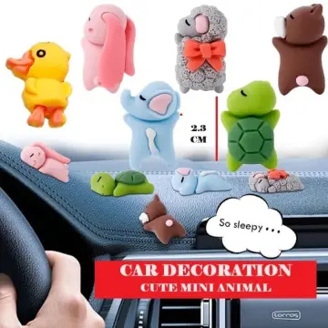 Car Screen Sliding Skateboard Bear Car Ornaments Car Screen Model Resin Material Ornaments