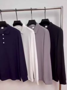 ใหม่ เสื้อโปโลแขนยาวผู้ชายสไตล์หรูหราเบาๆ ธุรกิจผู้ใหญ่สบายๆ กีฬาสไตล์ย้อนยุค ลายทางแฟชั่นกลางแจ้ง