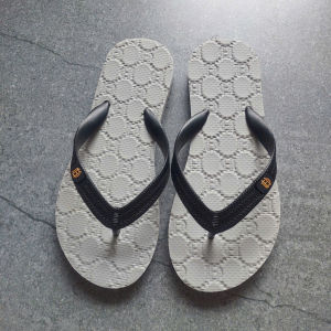 dép kẹp HDGC chất liệu quai đế cao su dẻo mềm mang êm chân siêu bền tiện lợi size 35 đến 39.