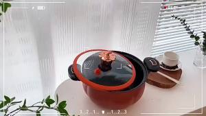 YQ 8L Pot Meat Cooker Rice Cooker Gas Micro Pressure Pot Stew Pan Nonstick Cooking Pot