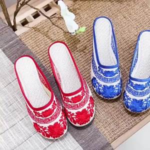 [Free Shipping] Slippers Blue And White Porcelain-Style With A Rubber Sole Casual Walking Sandals For Summer Embroidered Shoes For Women