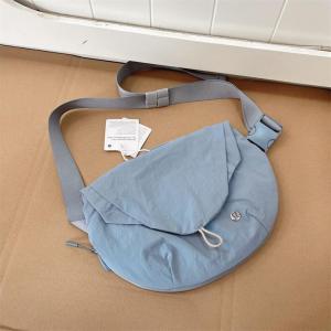 Luminous Magnetic Sports Crossbody Bag for Women 2025 New fitness cycling waist bag nylon dumpling bag shoulder bag