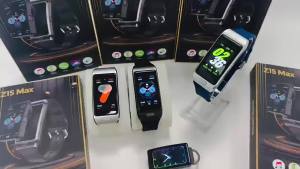 New Product Z15MAX Headphones Smart Watch 2-in-1 Detachable Call Bracelet 1.08 Inch Screen Detection