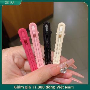 QK FA ✨ 2 cái bộ kẹo màu kim loại rỗng tóc Clip tóc bị hỏng bên Duckbill bangs Y2K tóc phụ kiện