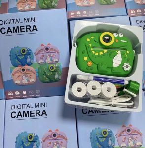 P1 กล้องถ่ายภาพเด็กแบบการ์ตูนมัลติฟังก์ชั่นพร้อมพิมพ์ภาพได้และกล้องขนาดเล็กพกพาสะดวก มาพร้อมกระดาษความร้อน 3 ม้วน สี สายคล้องคอ และของเล่นสำหรับเด็ก
