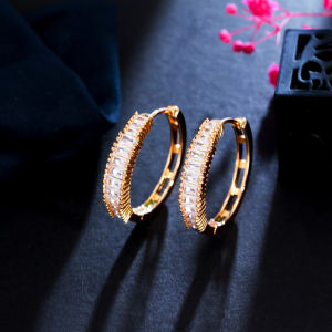 SEQUITO Free Shipping New Simple Celebrity Style Gold Silver Plated Round Circle Clear Cubic Zircon Hoop Earrings for Fashion Ladies SE563