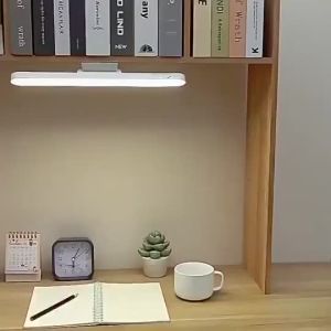 โคมไฟตั้งโต๊ะ LED พร้อมรีโมทคอนล โคมไฟแม่เหล็ก ปุ่มชาร์จ USB ไฟข้างเตียง ไฟอ่านหนังสือ ไฟติดห้อง โคมไฟไร้สาย ปรับได้3