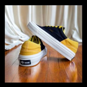 Sepatu anak terbaru laki laki & perempuan sneaker sekolah santay warna hitam kuning