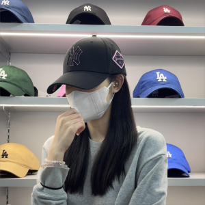 Korean genuine NY mens and womens adjustable baseball caps LA hard tongue duck cap for sun protection