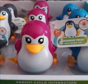 Mainan Anak / Balita Runaway Pengy