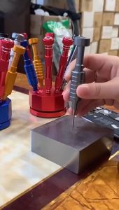 6 in 1 Mechanic High Hardness Precision Screwdriver Plum blossom cross Non-Slip Magnetic for IPhone Disassembly Tools