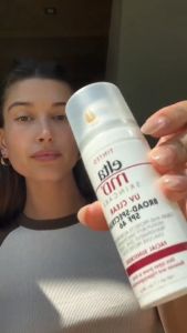 Kem chống nắng Elta MD UV Clear SPF 46 - UNTINTED