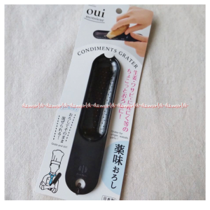 Kokubo Oui Grater Plastic Alat Parutan Plastik Warna Hitam Made in Jepang
