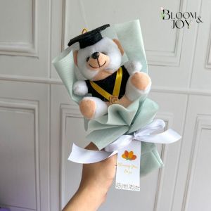 bloomandjoy Buket Boneka Wisuda free kartu ucapan ready stok kado wisuda kado graduation kado kelulusan buket wisuda buket boneka graduation