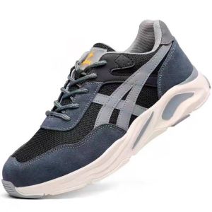 Mens and womens black safety sports shoes have anti slip and anti smashing functions