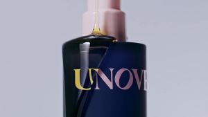 UNOVE Deep Damage Silk Oil Essence Hair Serum 70ml/2.4fl.oz    ing Hair Oil for Dry Frizzy and Damaged Hair    Lightweight Smoothing Serum    Frizz Control and Split End Care    Heat Protection