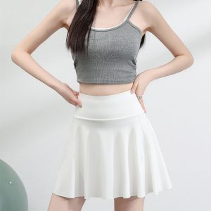 กระโปรงกีฬาผู้หญิง กระโปรงโยคะผ้าไหมน้ำแข็งสไตล์ฤดูร้อนแบบใหม่ กระโปรงทรงเอป้องกันการตก มีให้เลือก 4 สีและไซส์ใหญ่ จัดส่งรวดเร็วทันใจ