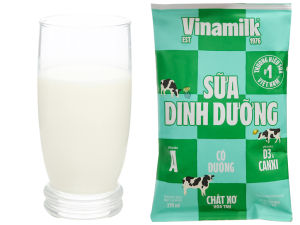 [Halal] 1 pack Vinamilk 4 Flavor Fresh Milk 220ml (Sugar/ Sugar free/ Strawberry/ Chocolate) [1 Box 48 Packs]