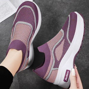 Psion ห้ามพลาด รองเท้าผ้าใบสตรี วัสดุผ้ายืดหยุ่นอย่างดี เสริมส้นงานยางพื้นนิ่ม ใส่ได้หลากหลายโอกาสมี 4 สีให้เลือกซื้อ รีบเลยมาใหม่สุด