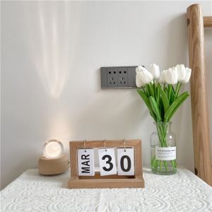 Xmas คอมเพลสมือออนไลน์ ปฎิทินตั้งโต๊ะของแต่งบ้าน วันที่ สไตล์มินิมอล 3 สี ปฎิทินไม้