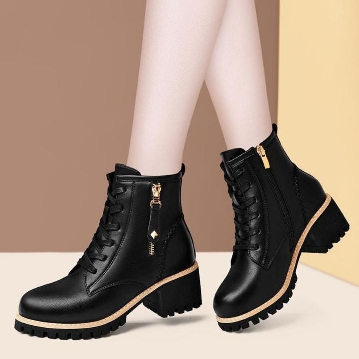 ZAZA soft leather martin boots women's motorcycle ankle boots single boots  thick sole Kasut Perempuan Korean Style