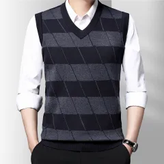 4 Colour 】New Men's V-neck Knitted Vest Business Plaid Pattern